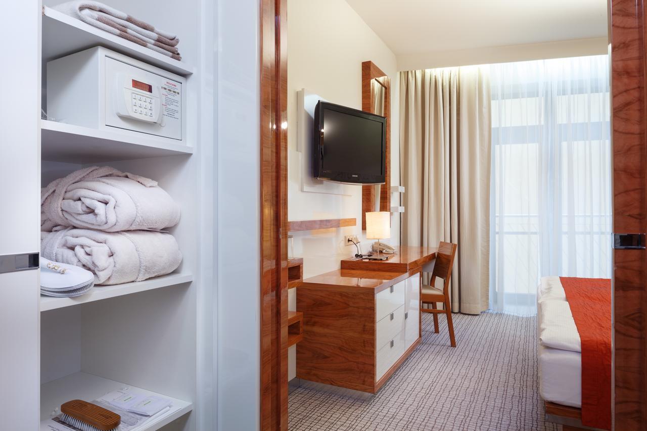 St. Joseph Royal Regent Hotel Карлови Вари Екстериор снимка
