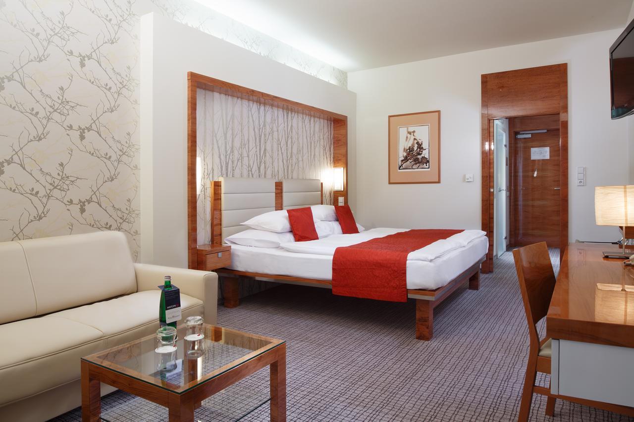 St. Joseph Royal Regent Hotel Карлови Вари Екстериор снимка